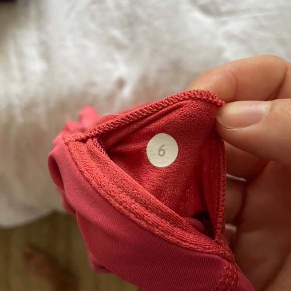 Lululemon Flow Workout Top w/ Built in Bra - Picture 12 of 12
